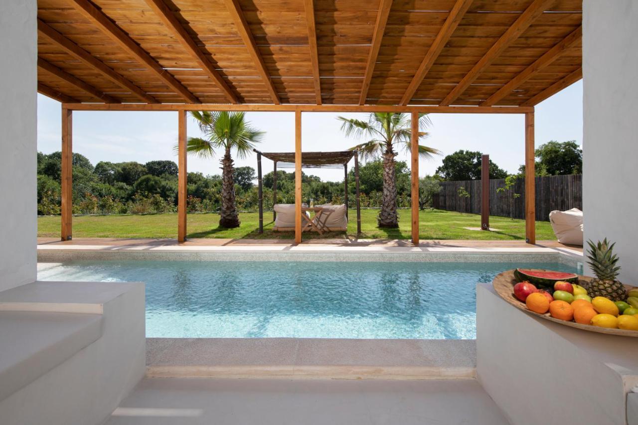 Villa Andresita's Palace State-of-the-art Tropical Bale